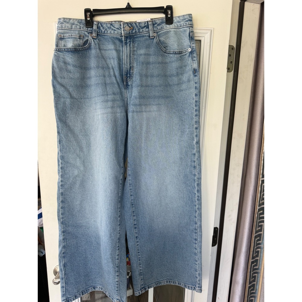 Time & Tru High Rise Wide Leg Sz 16 women med wash denim jeans
